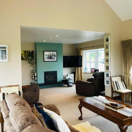 Connemara. 3 Bedroom, 8 Bed, Holiday Home Galway Eksteriør billede